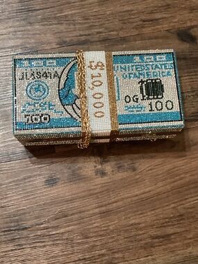 Caleesa Beaded Money Stack Minaudière in Teal, White & Gold